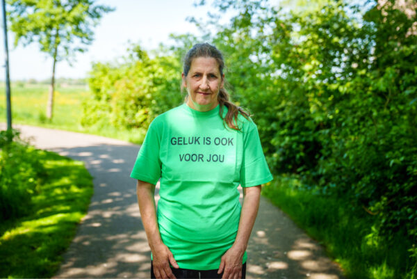 Stralende T-shirts voor een Positieve Levenshouding - Afbeelding 9